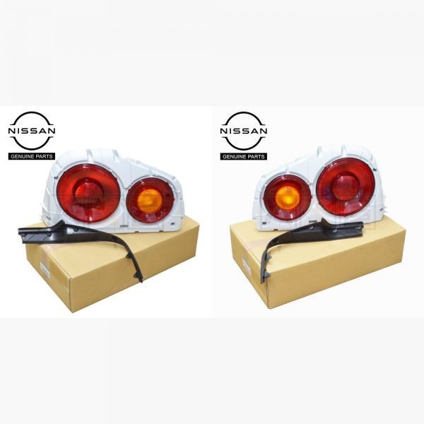 日産 純正 テールライト スカイライン GT-R R34 BNR34 GTR 左右セット 26554-AA325 26559-AA325 右側 左側 未使用 リア